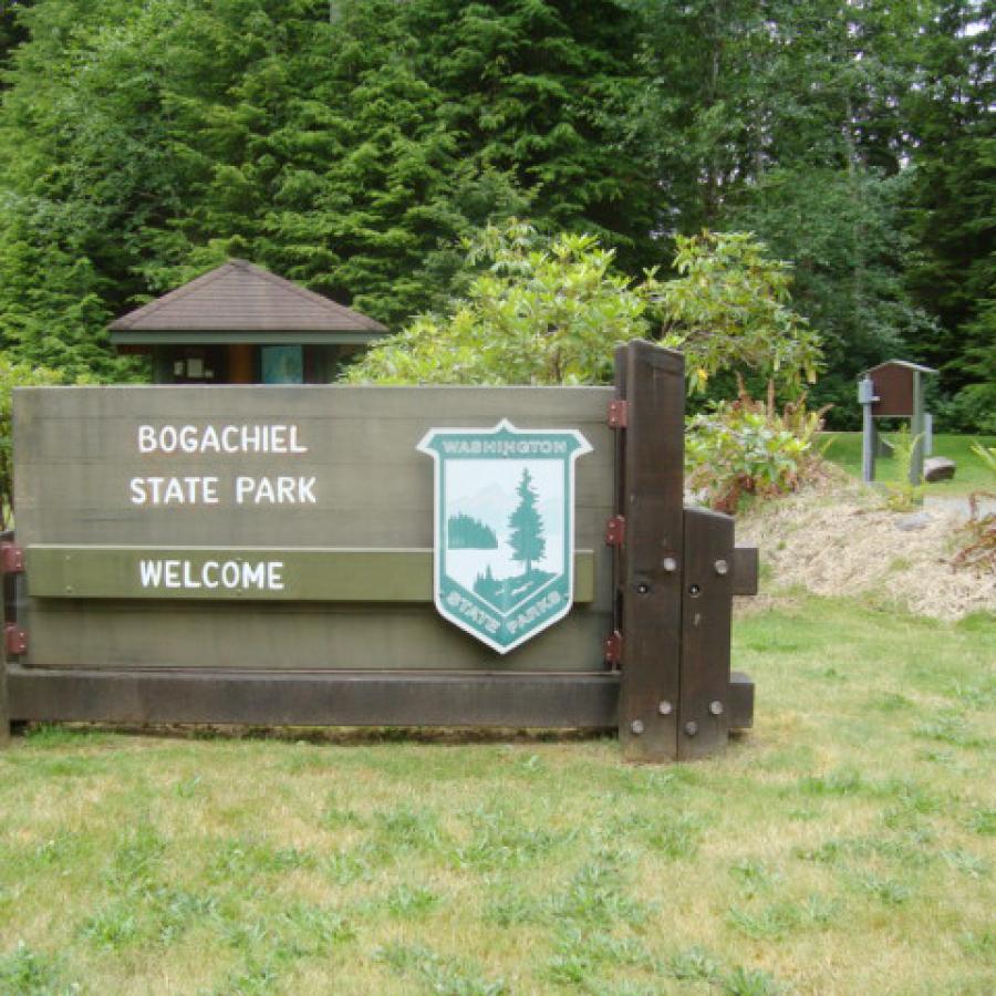 The welcome sign at Bogachiel State Park entrance.