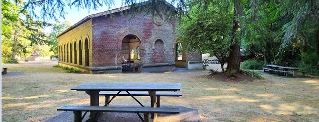 Manchester Torpedo Warehouse Exterior with picnic table