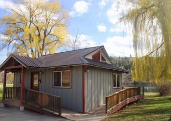 Pearrygin Lake Vacation House Exterior
