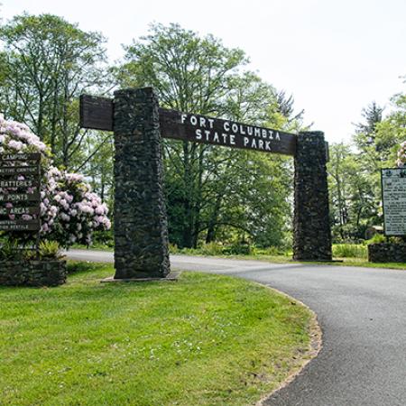 The entrance sign of Fort Columbia State Park.