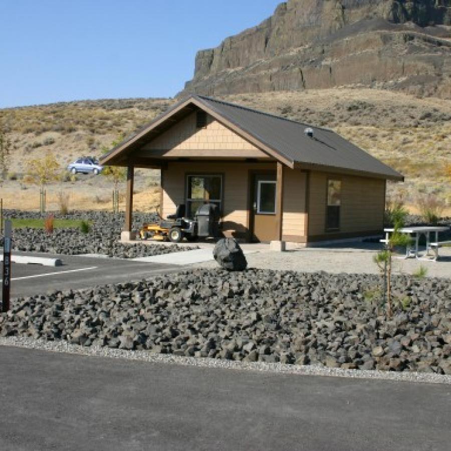 Steamboat Rock Cabin Exterior