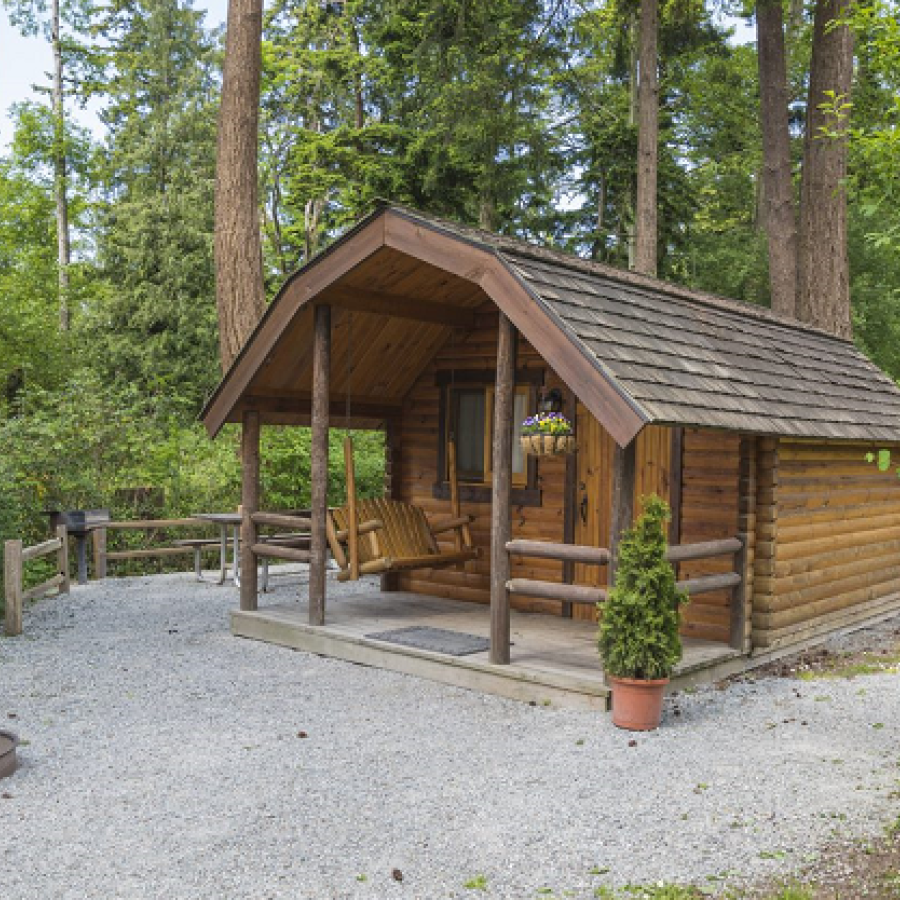 Bay View Cabin Exterior with firepit
