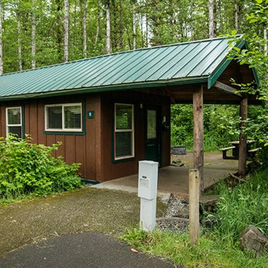 Ike Kinswa Cabins | Washington State Parks