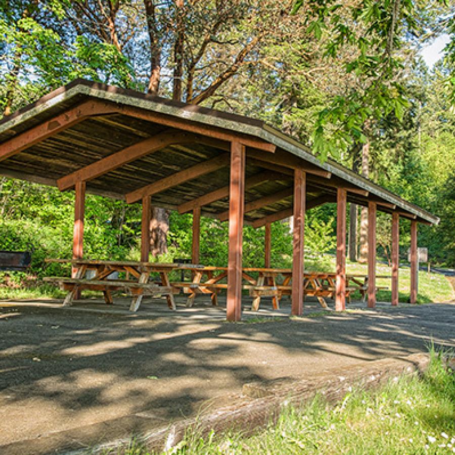 A picnic shelter at Joemma Beach State Park.